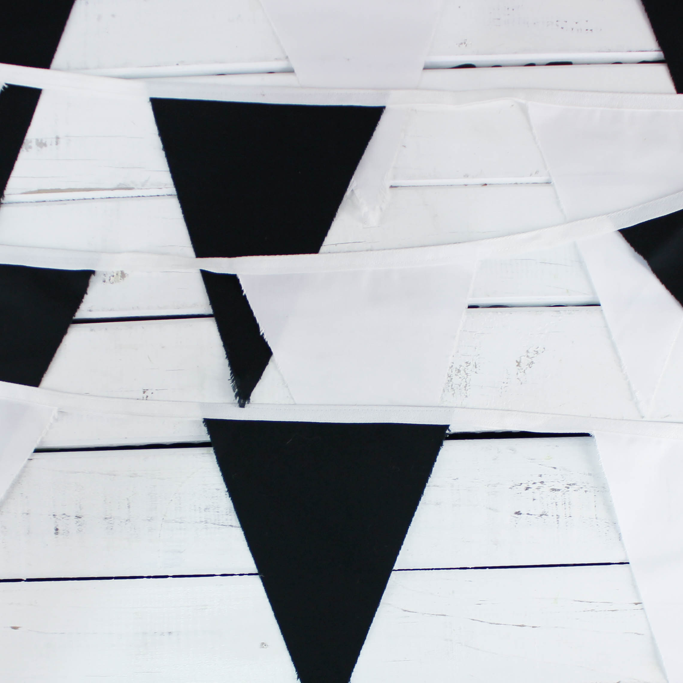 Bunting – Black & White