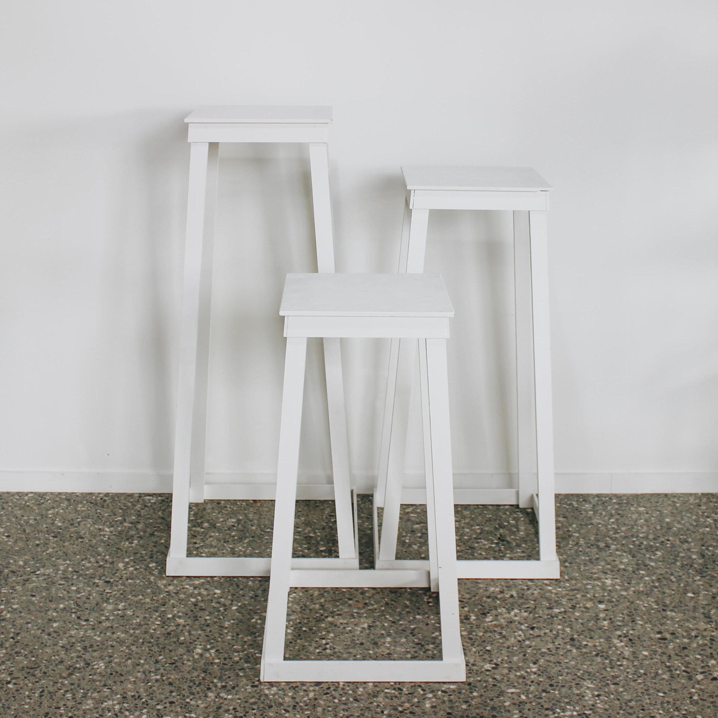 White Stand