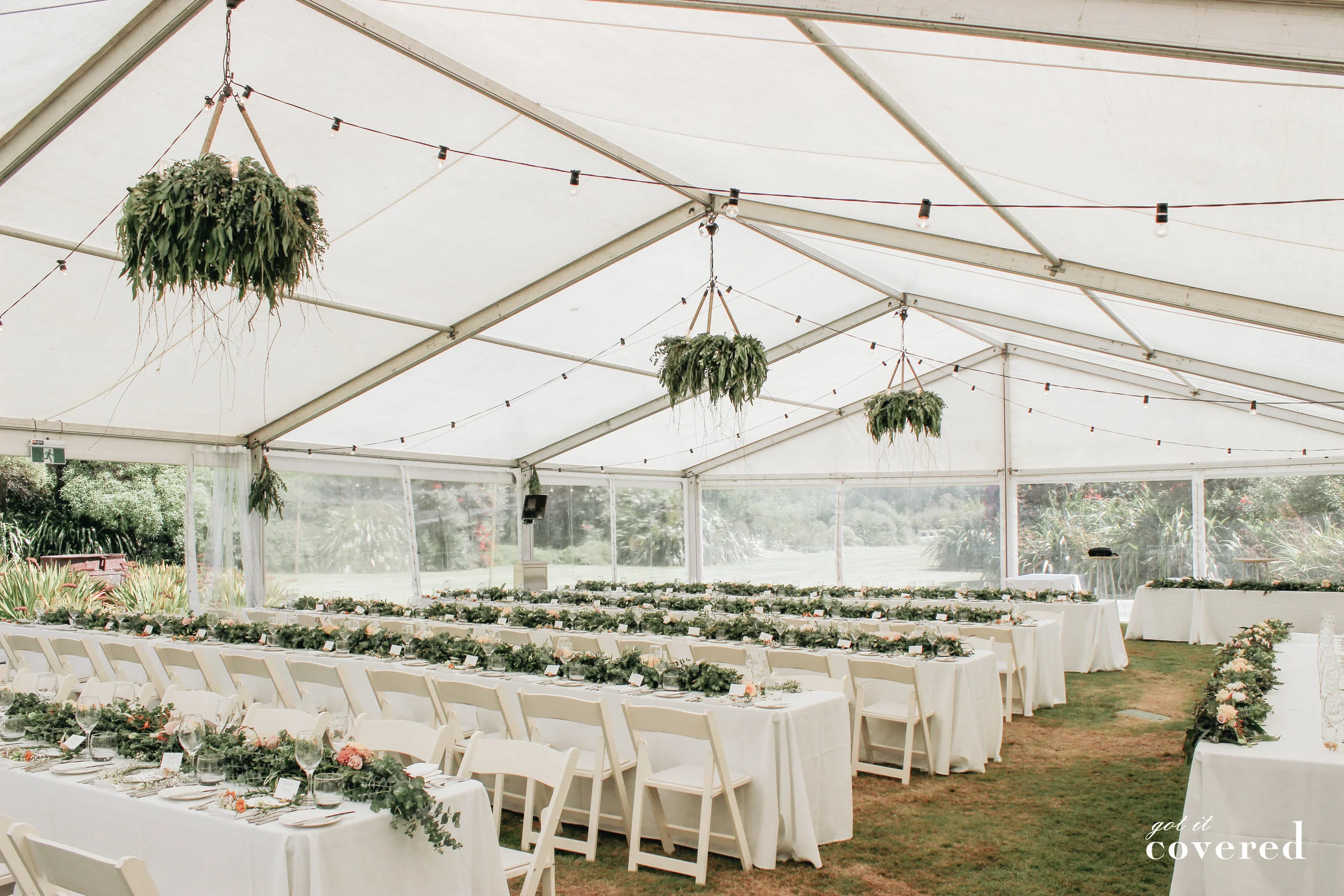 Simone and Jonathan marquee wedding 5