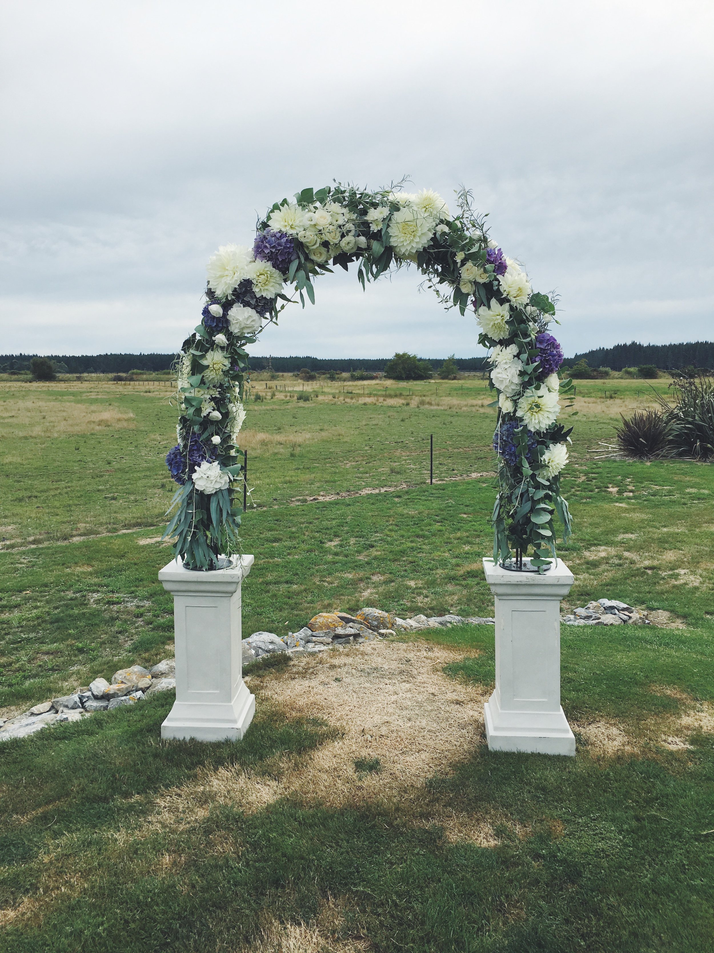 Metal & Pillar Archway